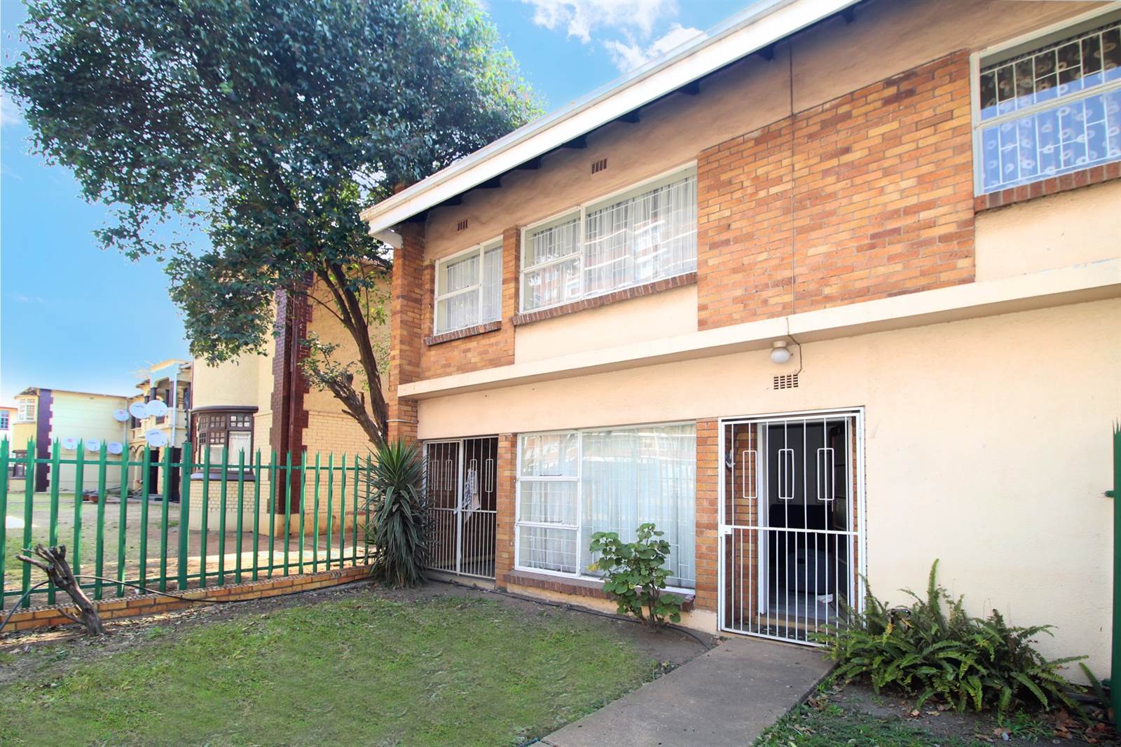 2 Bed House in Benoni Central photo number 2