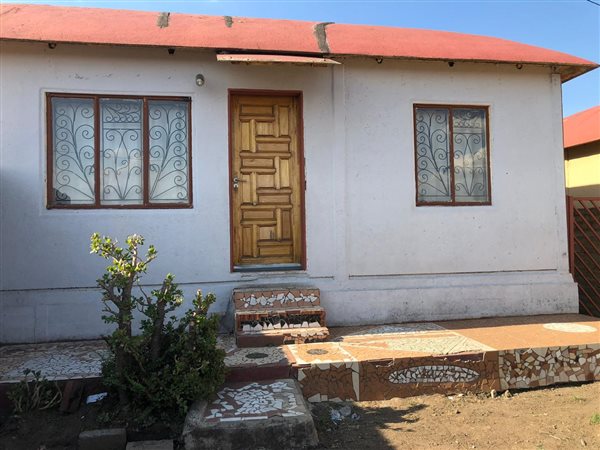 2 Bedroom House 2 Bedroom House