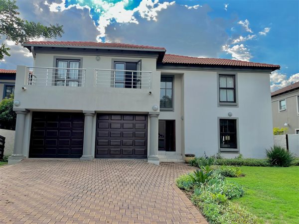 5 Bedroom House