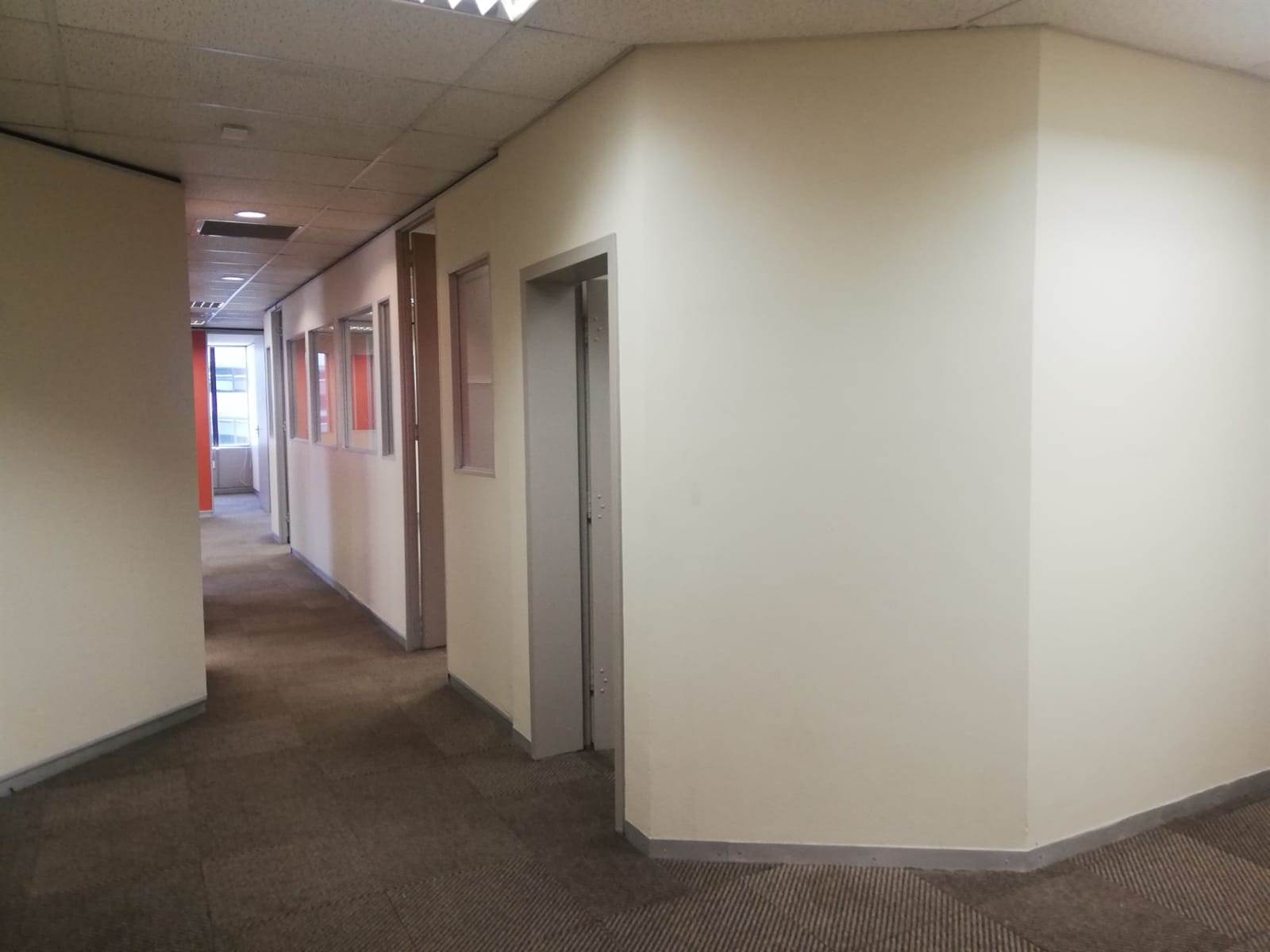 435  m² Office Space in Cape Town City Centre photo number 23