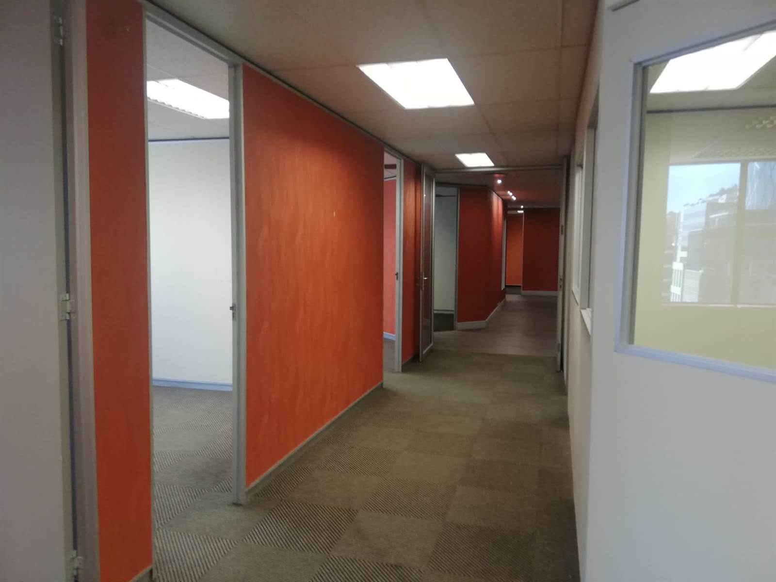 435  m² Office Space in Cape Town City Centre photo number 9