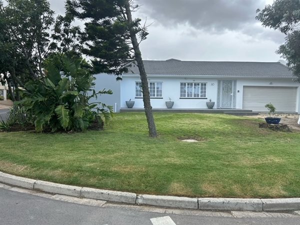 3 Bed House in Flamingo Vlei