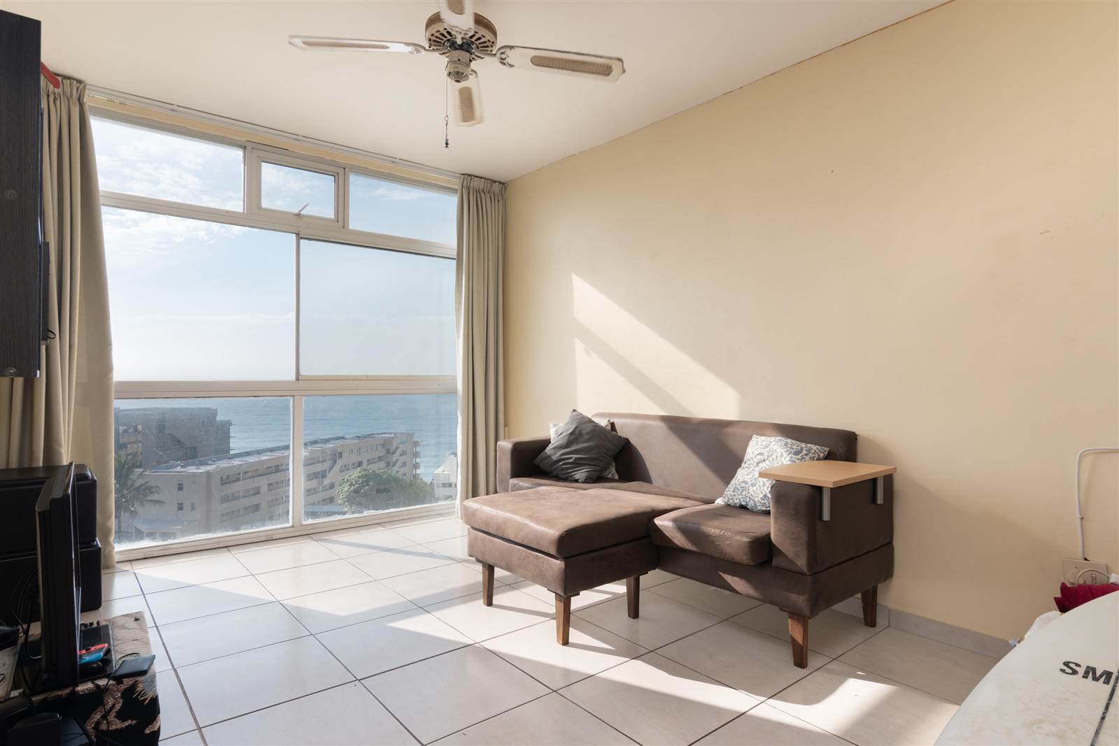 1.5 Bed Apartment in Ballito photo number 9