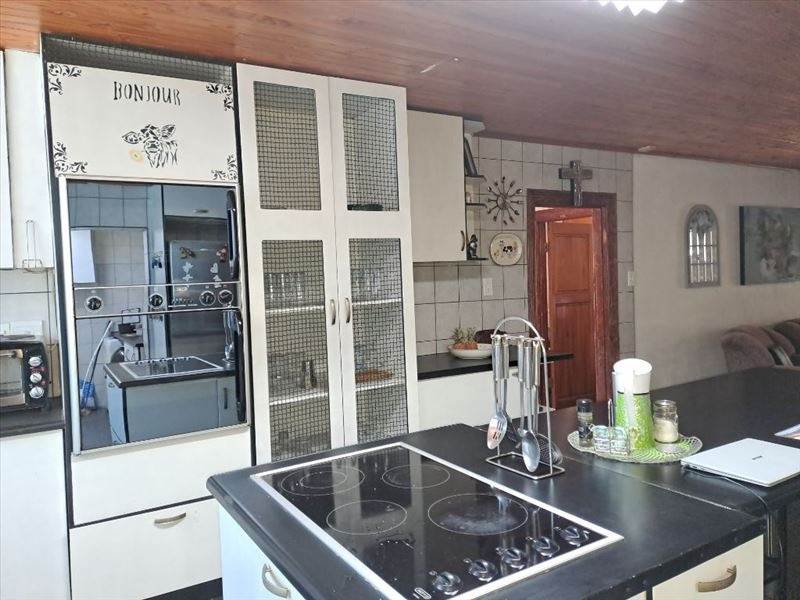 3 Bed House in Brakpan Central photo number 5