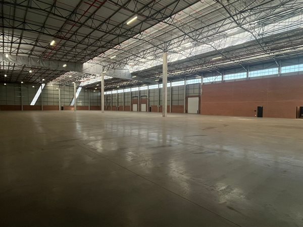 5 210  m² Industrial space