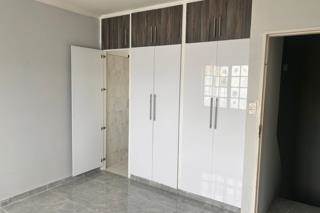 3 Bed Duplex in Musgrave photo number 6