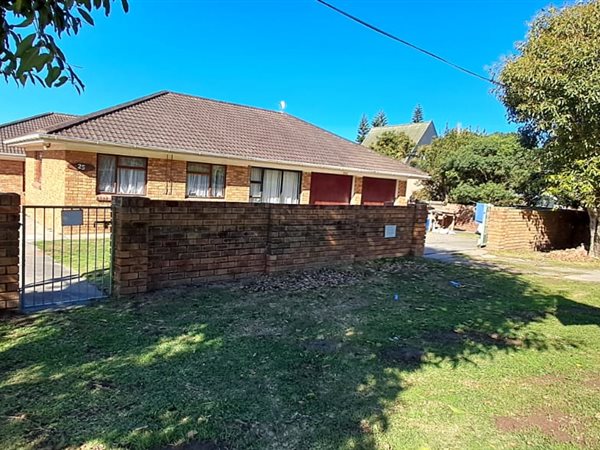 3 Bedroom House 3 Bedroom House