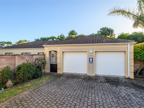 3 Bedroom Townhouse 3 Bedroom Townhouse