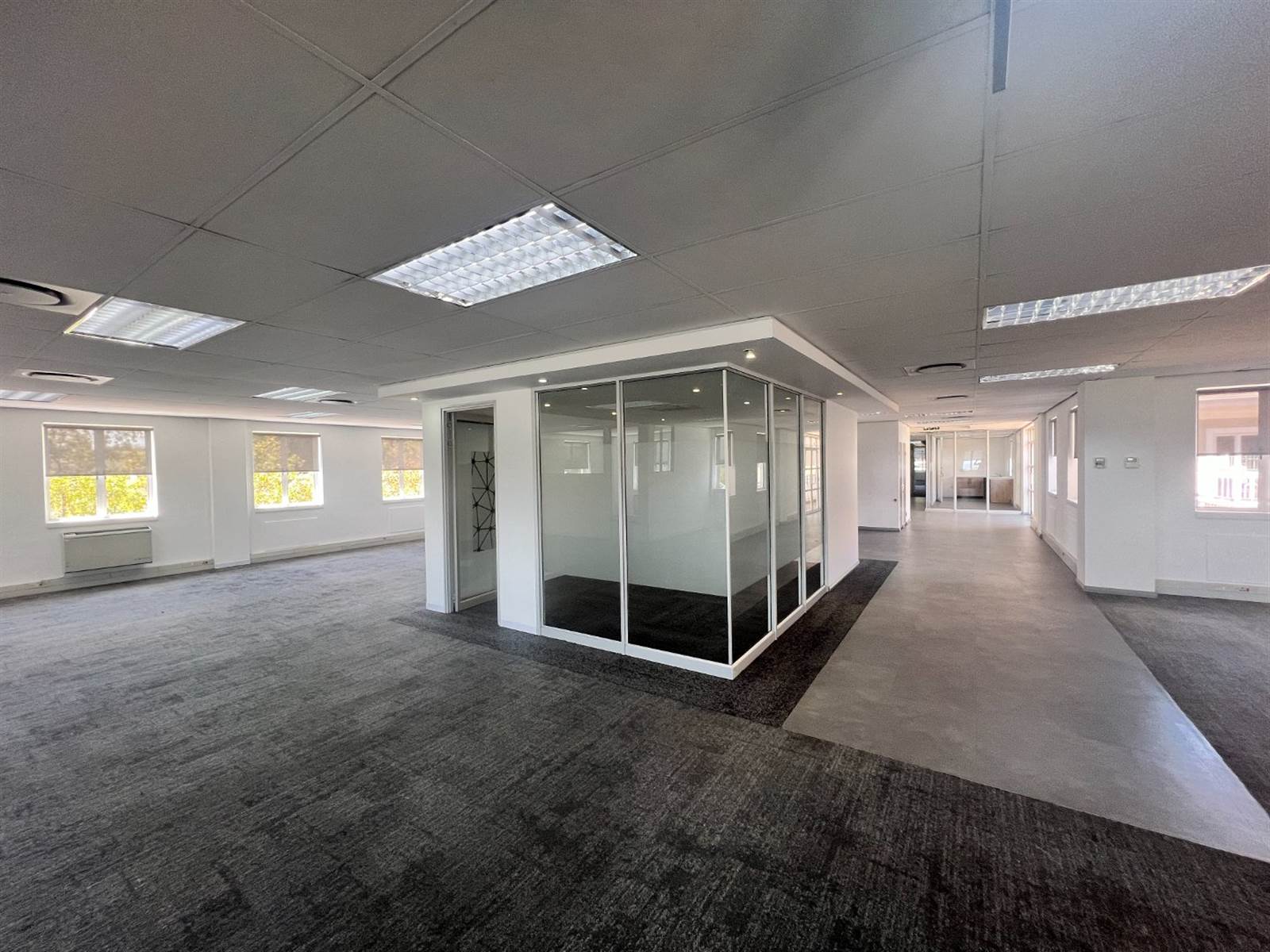 2415  m² Commercial space in Bryanston photo number 22