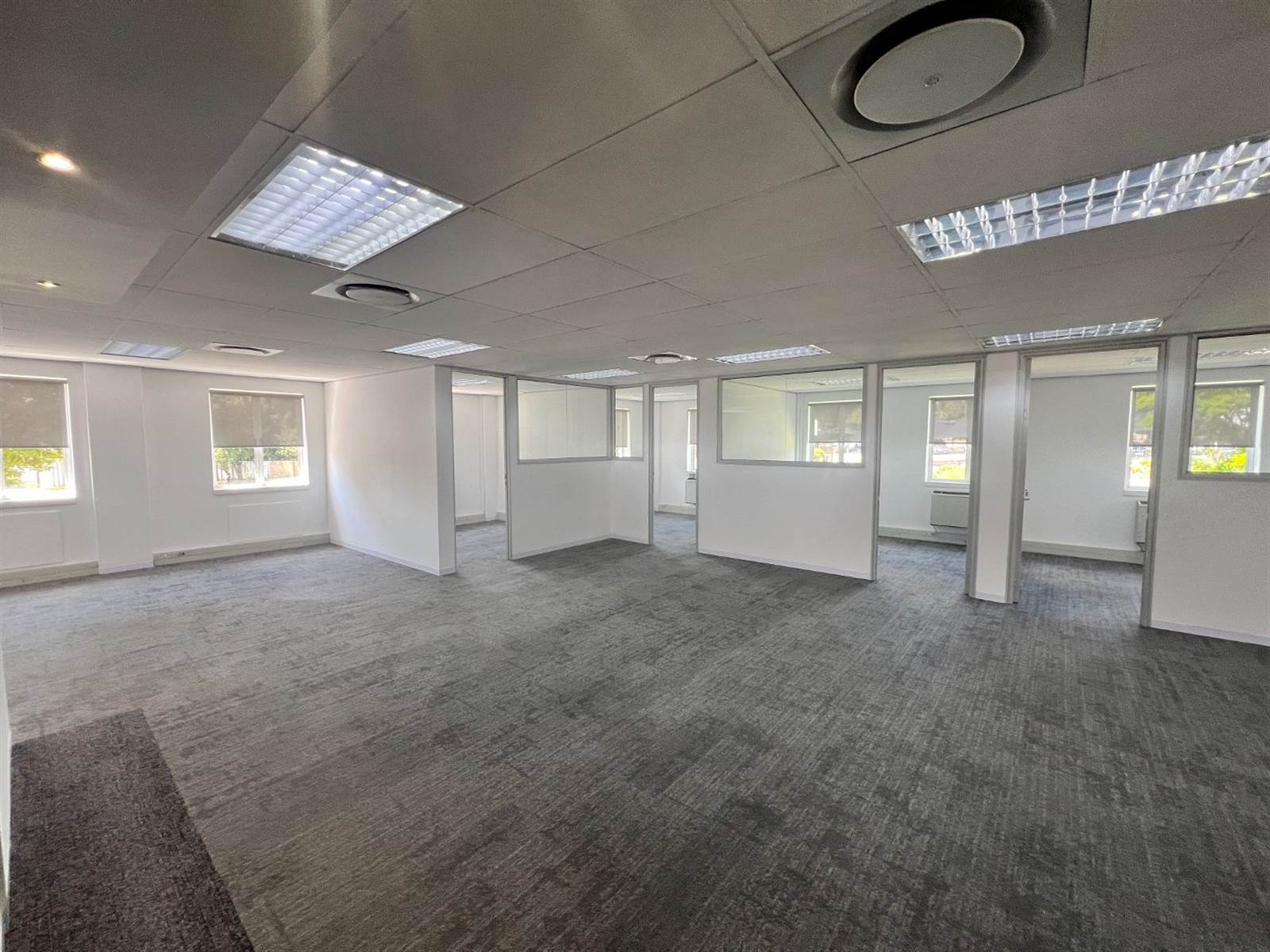 2415  m² Commercial space in Bryanston photo number 24