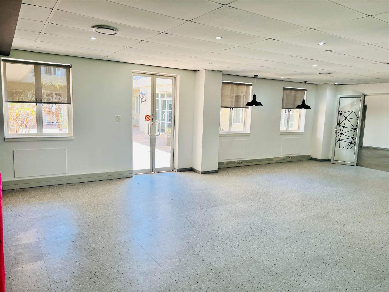 2415  m² Commercial space in Bryanston photo number 15