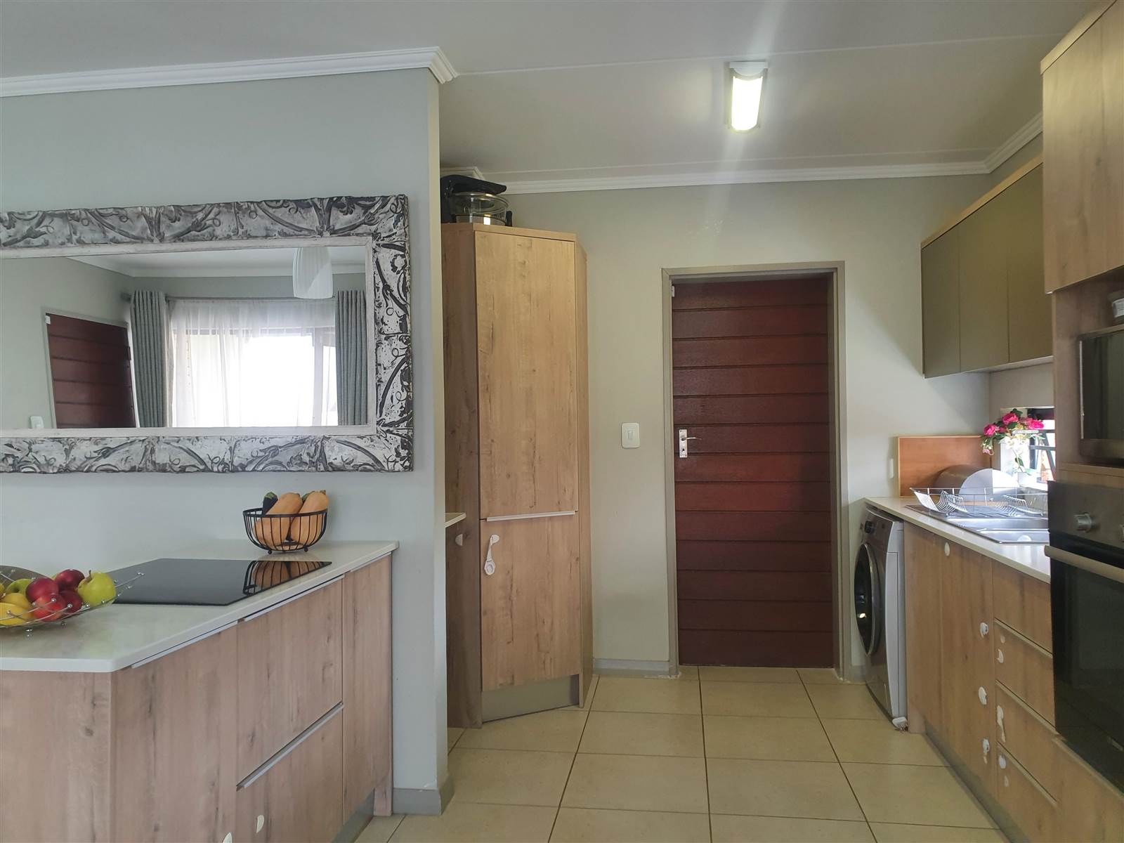 3 Bed Townhouse in Rooihuiskraal North photo number 10