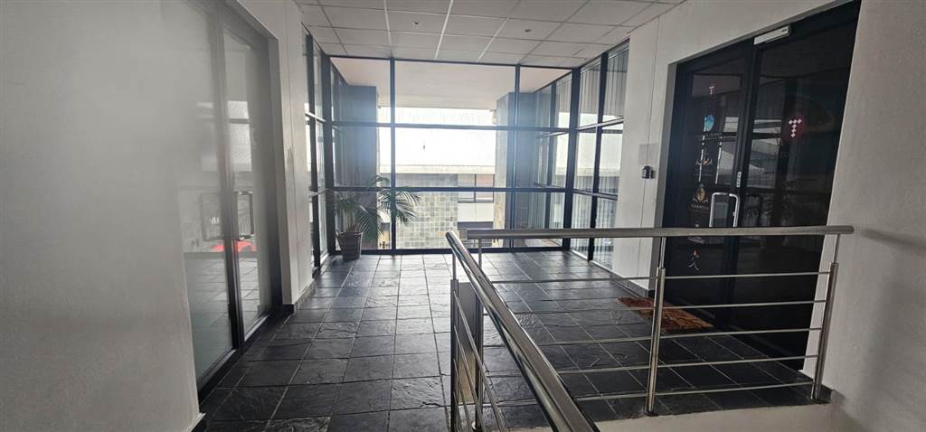 198  m² Office Space in Ballito photo number 9