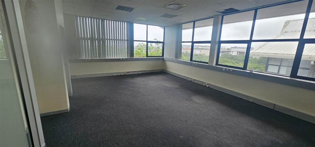 198  m² Office Space in Ballito photo number 7