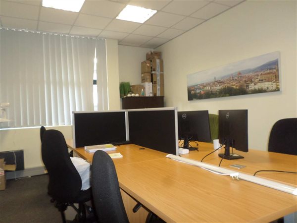198  m² Office Space in Ballito
