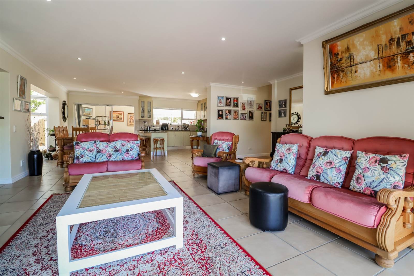 4 Bed House in Upper Robberg photo number 5