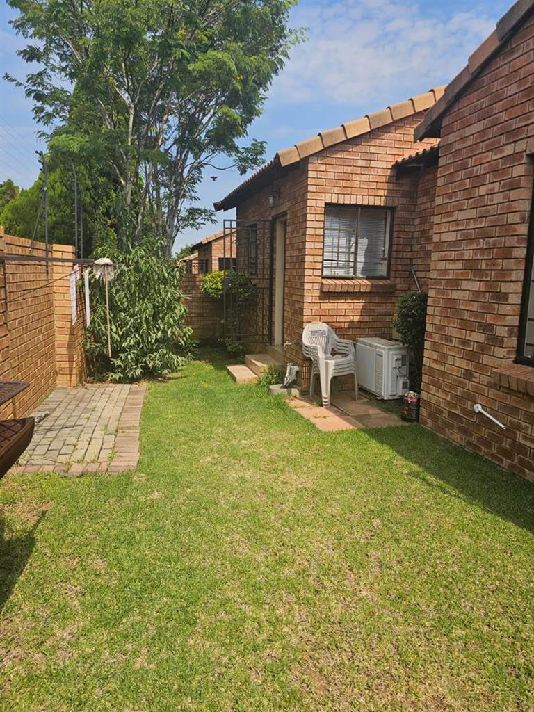 3 Bed House in Mooikloof Equestrian Estate photo number 26