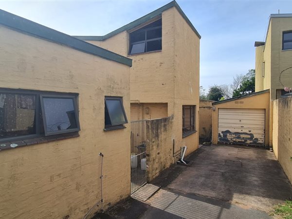 3 Bedroom House 3 Bedroom House