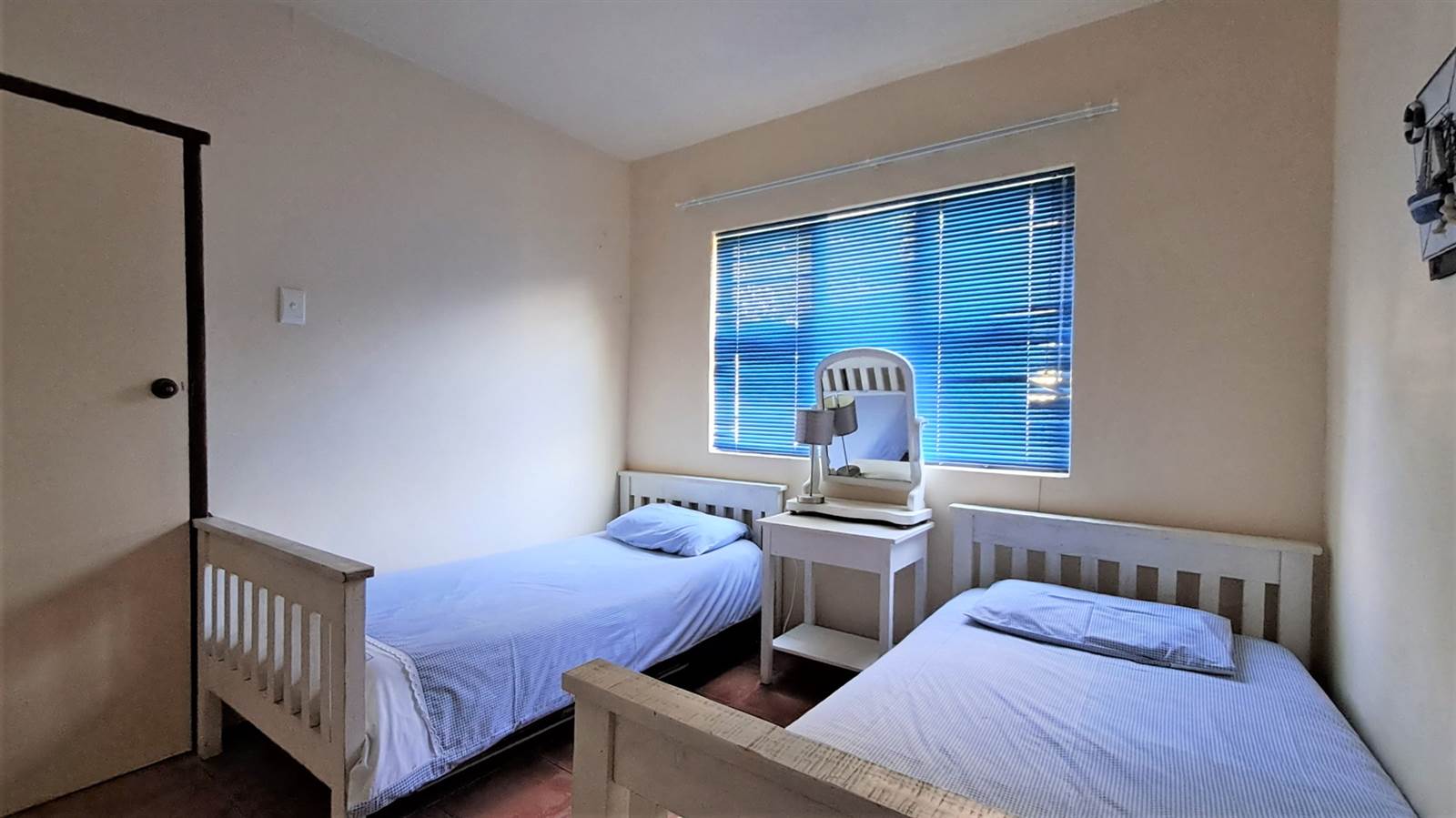 2 Bed Apartment in St Michaels on Sea photo number 22