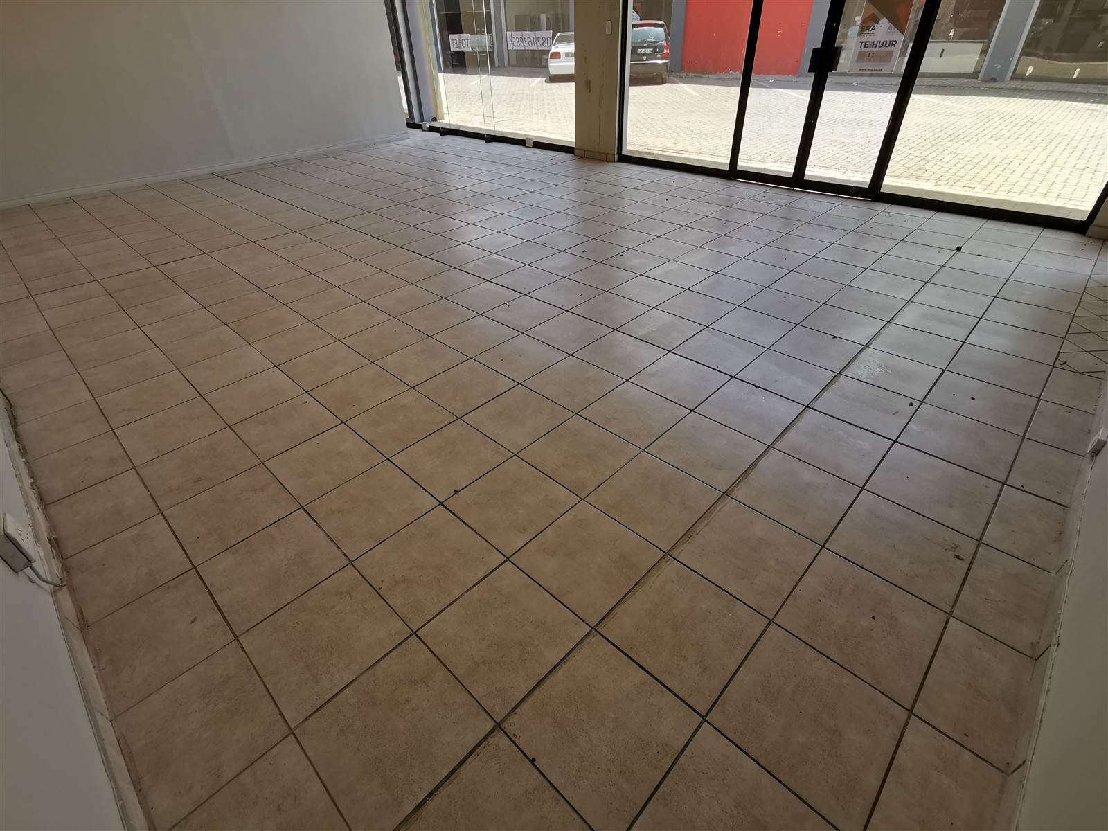 175  m² Commercial space in Wilkoppies photo number 7
