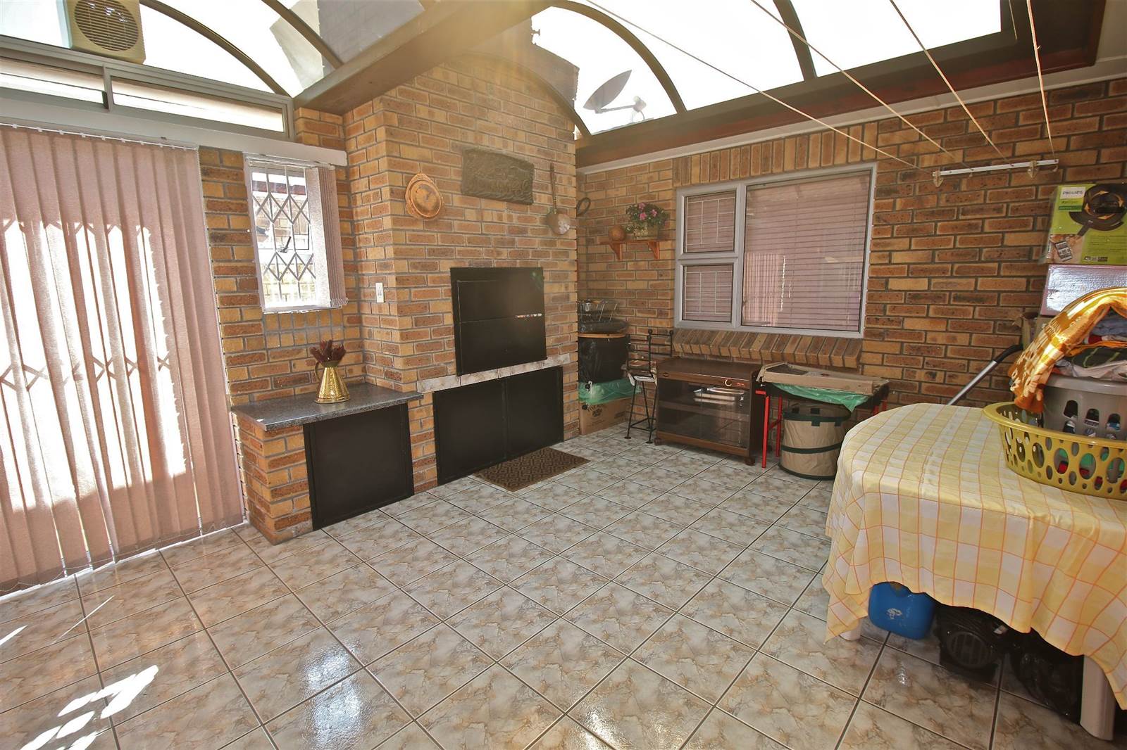4 Bed House in Plattekloof photo number 14