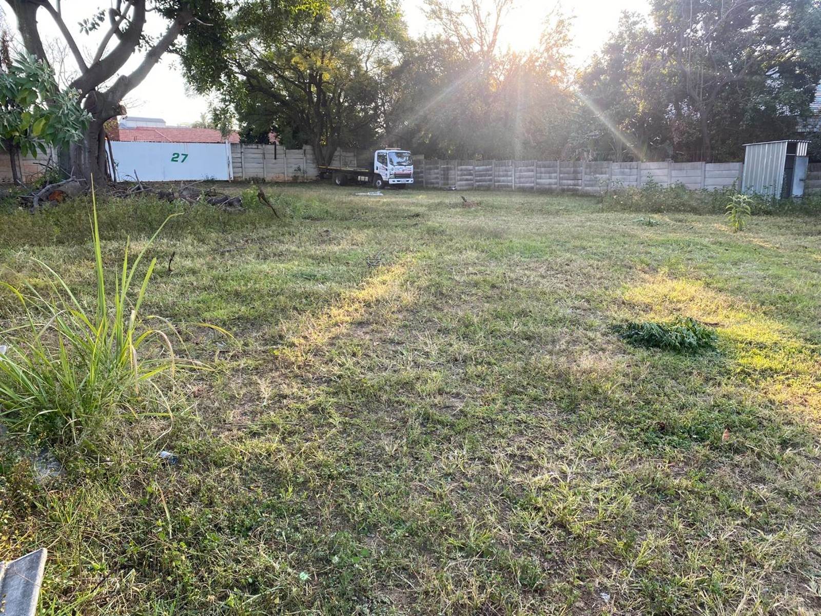 4018 m² Land available in Ferndale photo number 1