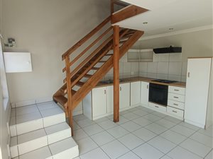 Loft in Beacon Bay