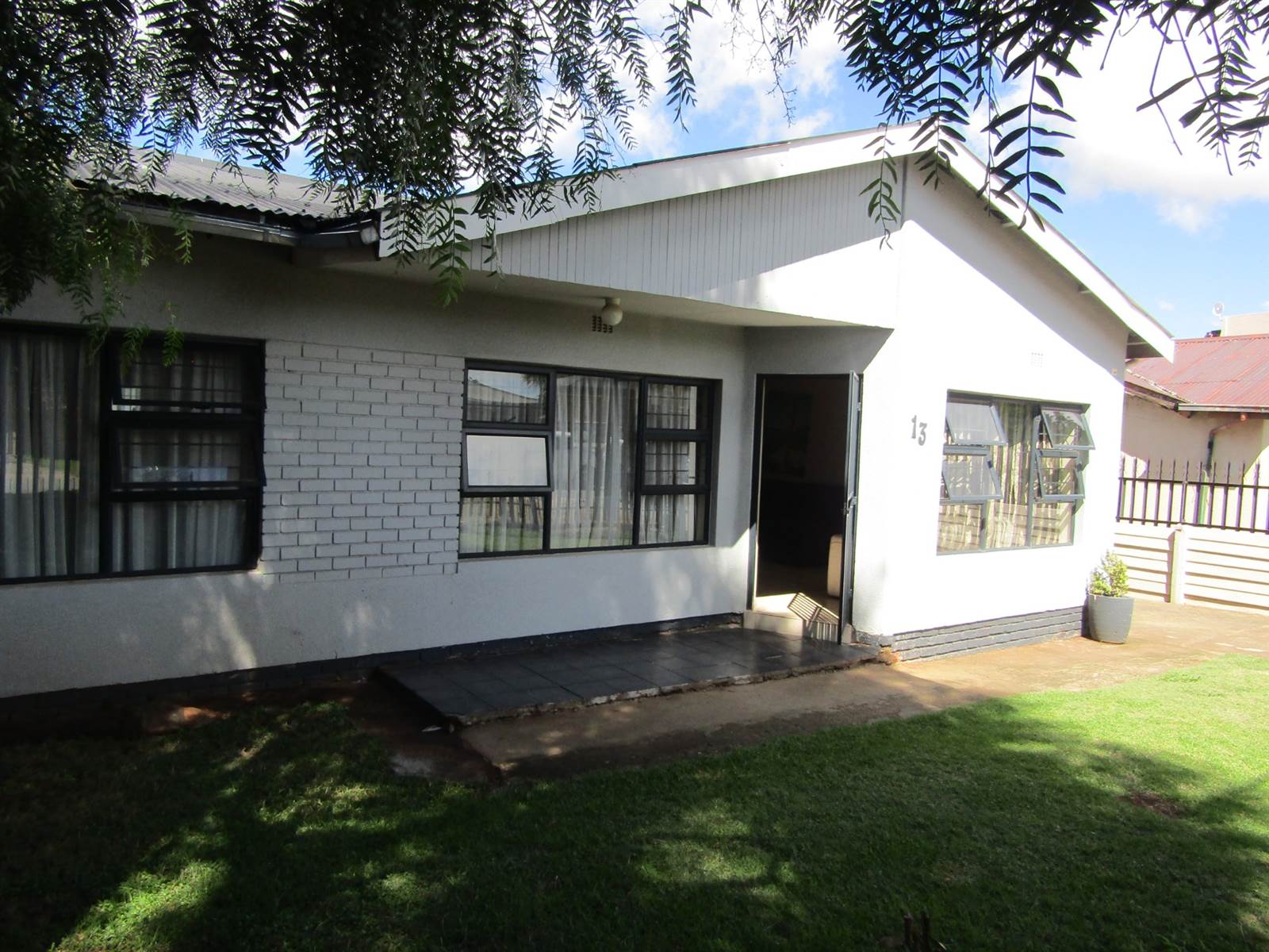 3 Bed House in Krugersdorp North photo number 1