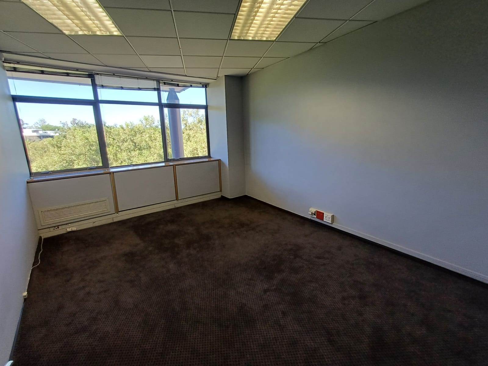 375.4  m² Commercial space in Woodmead photo number 16