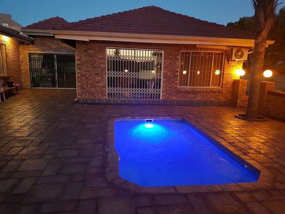 4 Bed House in Vaal Marina photo number 1