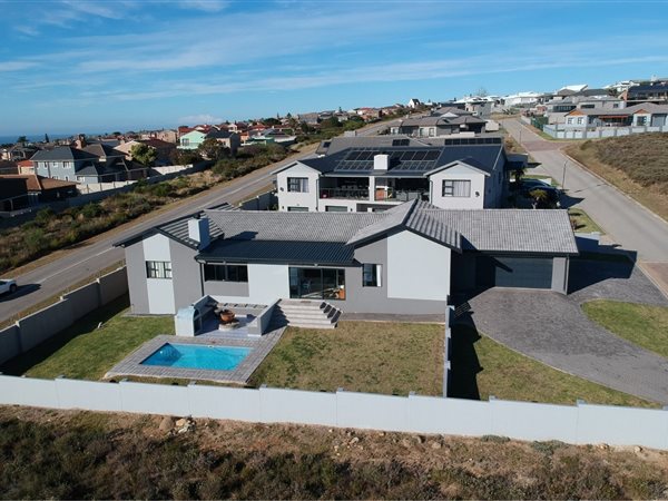 3 Bedroom House 3 Bedroom House