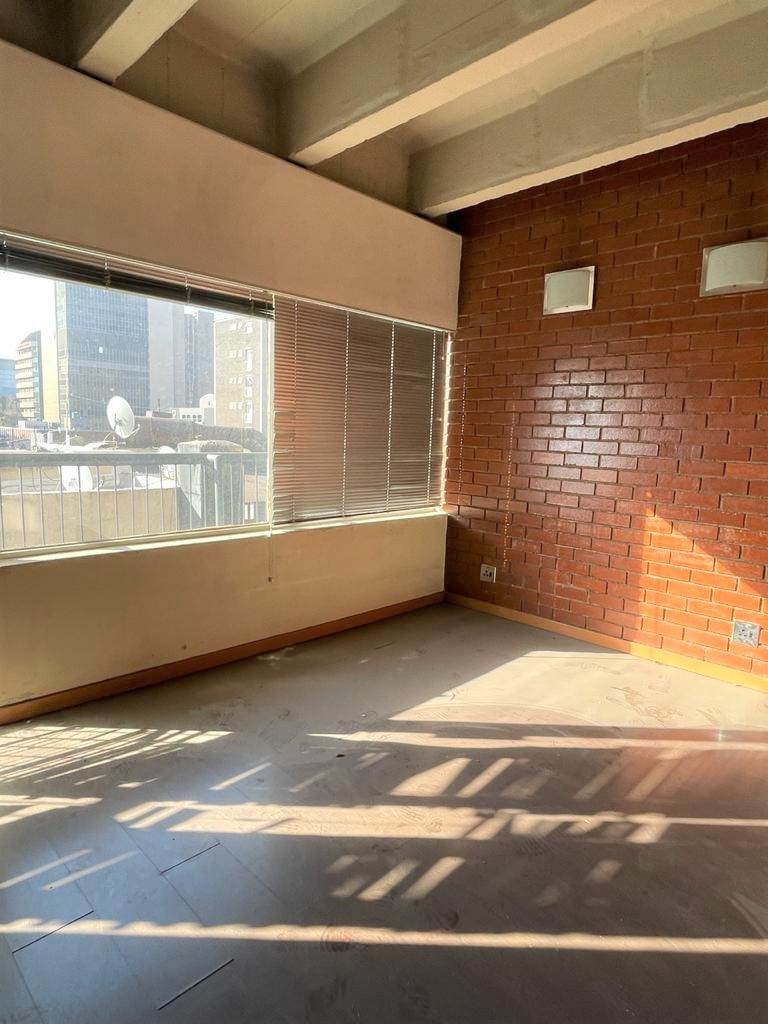 1 Bed House in Braamfontein photo number 13
