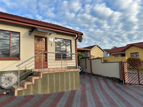 2 Bedroom House 2 Bedroom House