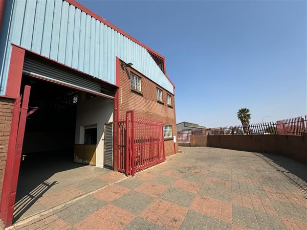 185  m² Industrial space