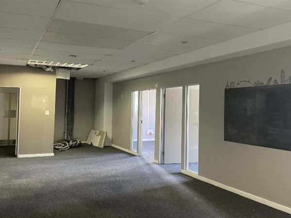 123  m² Office Space in Cape Town City Centre