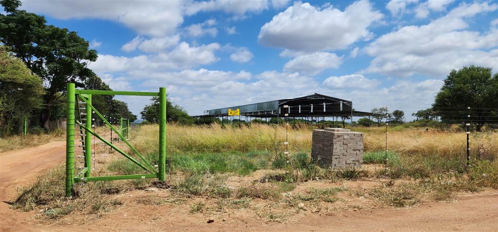 2.8 ha Smallholding in Tweefontein photo number 15