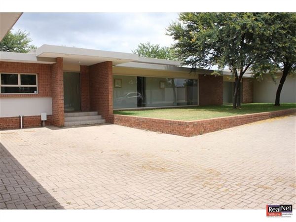 5 Bed House in Witbank