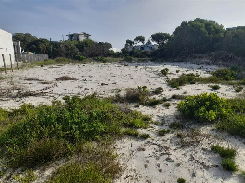 986 m² Land available in Pearly Beach photo number 3