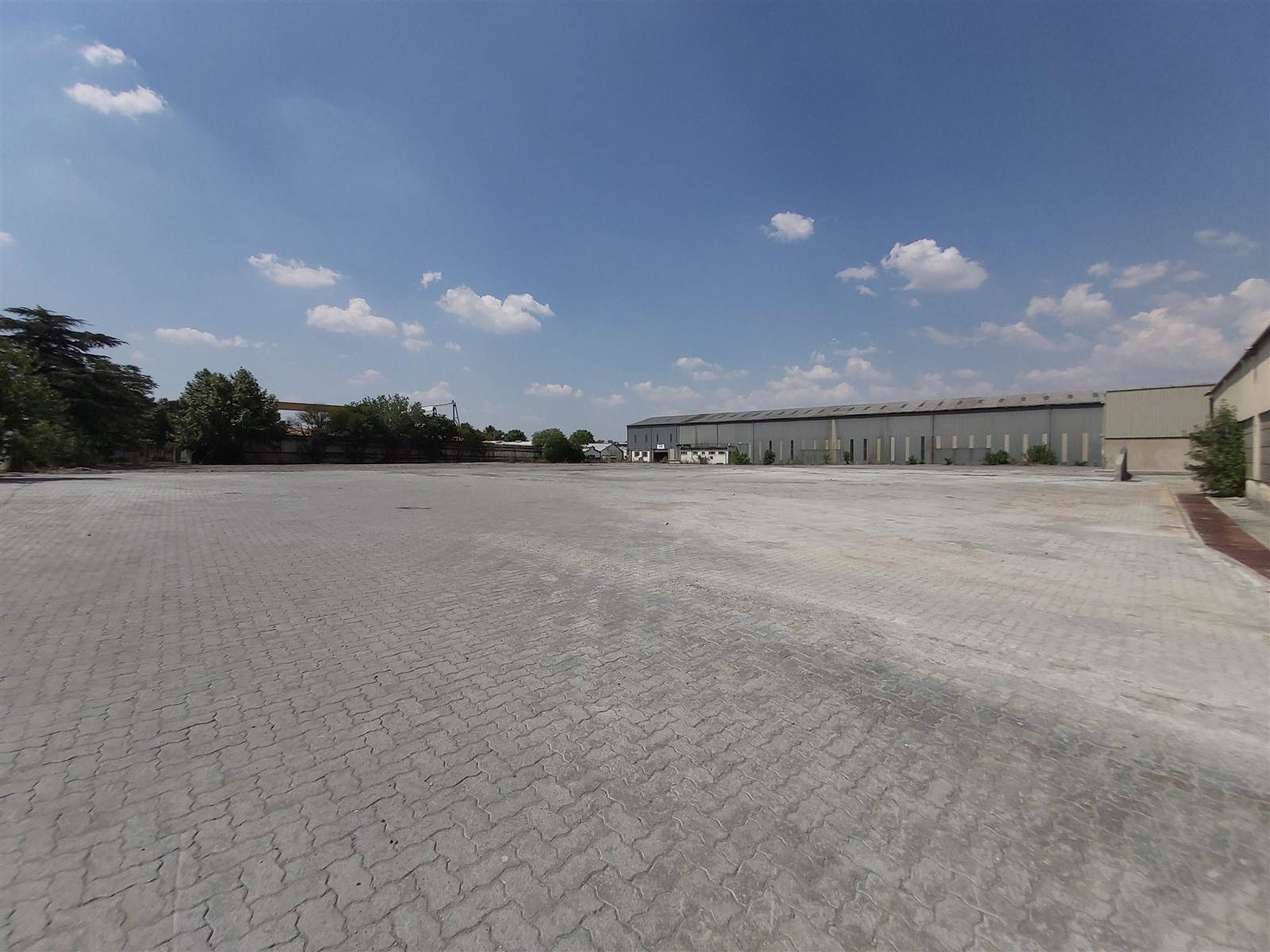 5700  m² Industrial space in Wadeville photo number 2