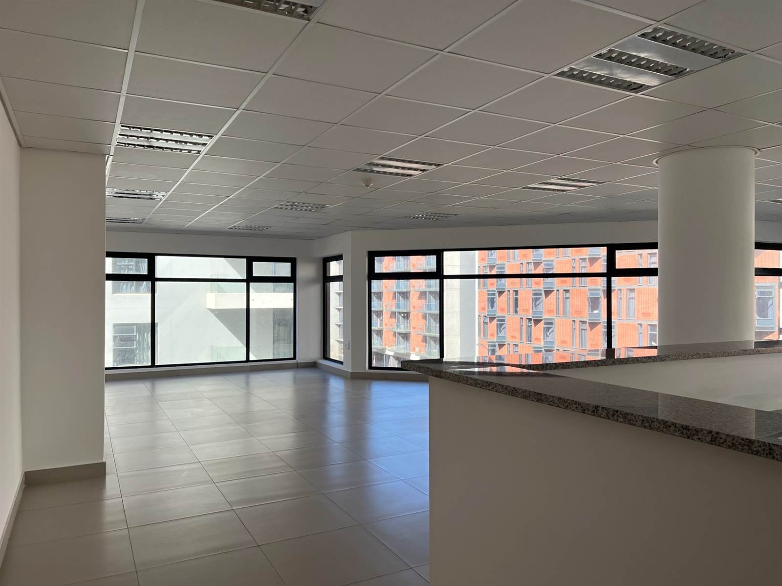 112  m² Commercial space in Umhlanga Ridge photo number 2