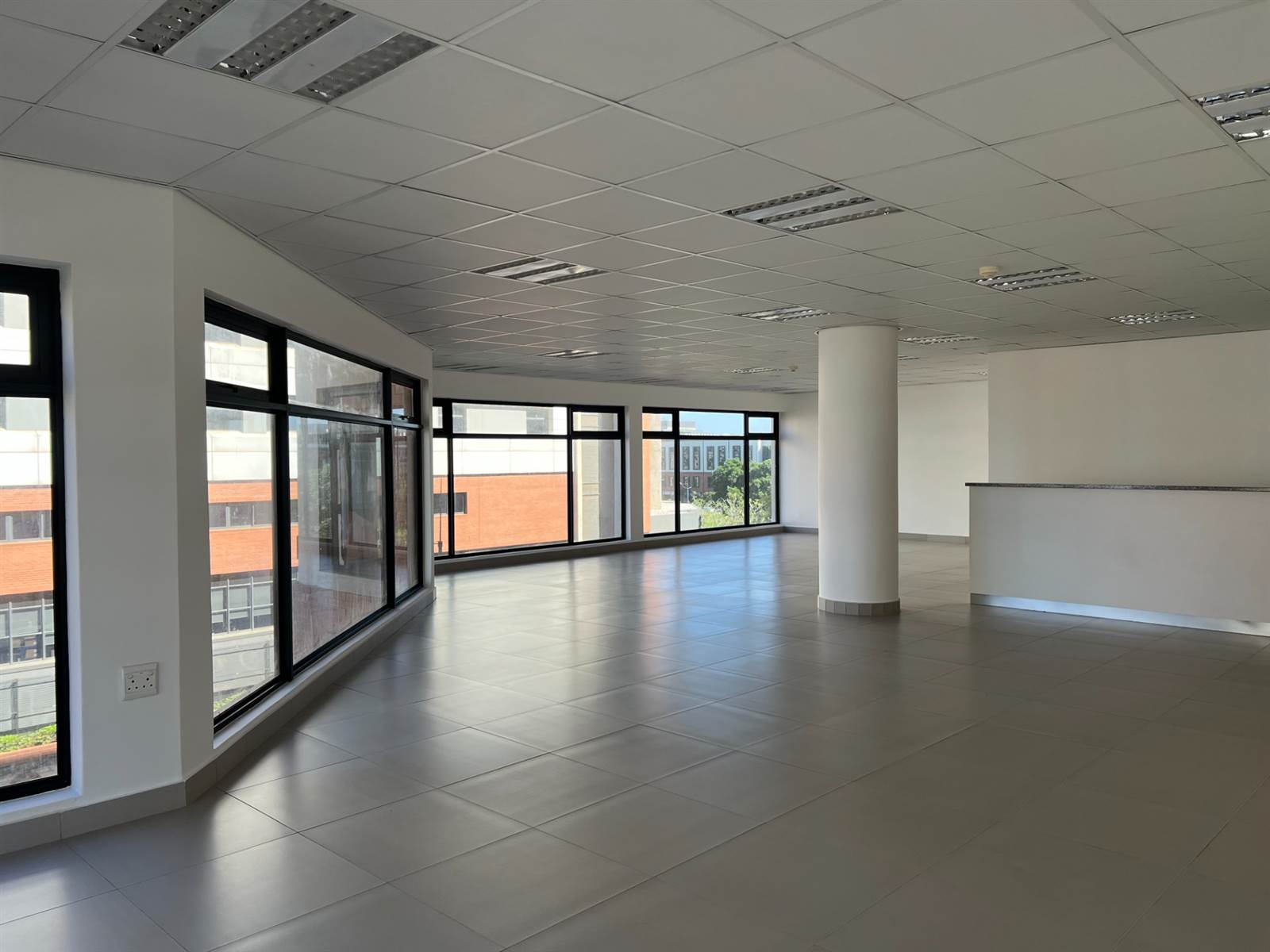 112  m² Commercial space in Umhlanga Ridge photo number 3
