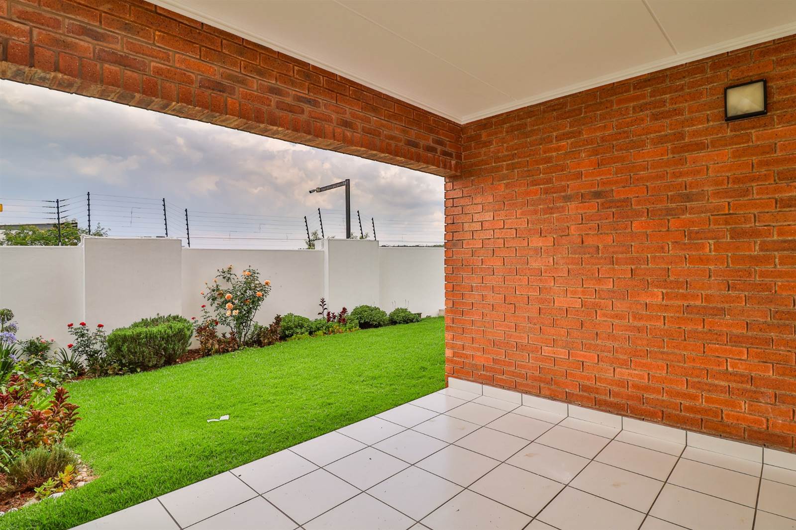 3 Bed Apartment in Greenstone Hill photo number 1