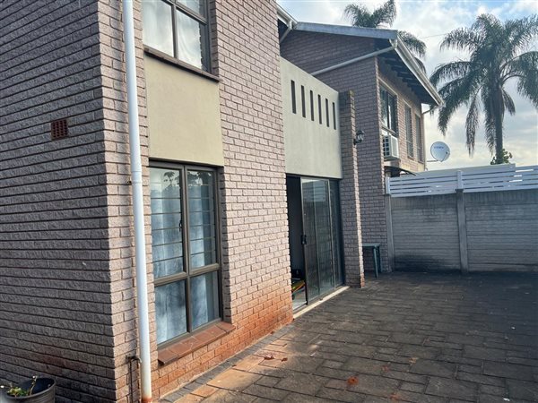 3 Bed Townhouse