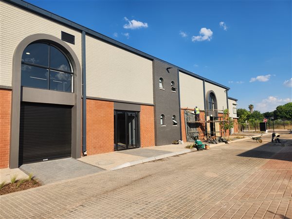 274 m² Industrial space 274 m² Industrial space