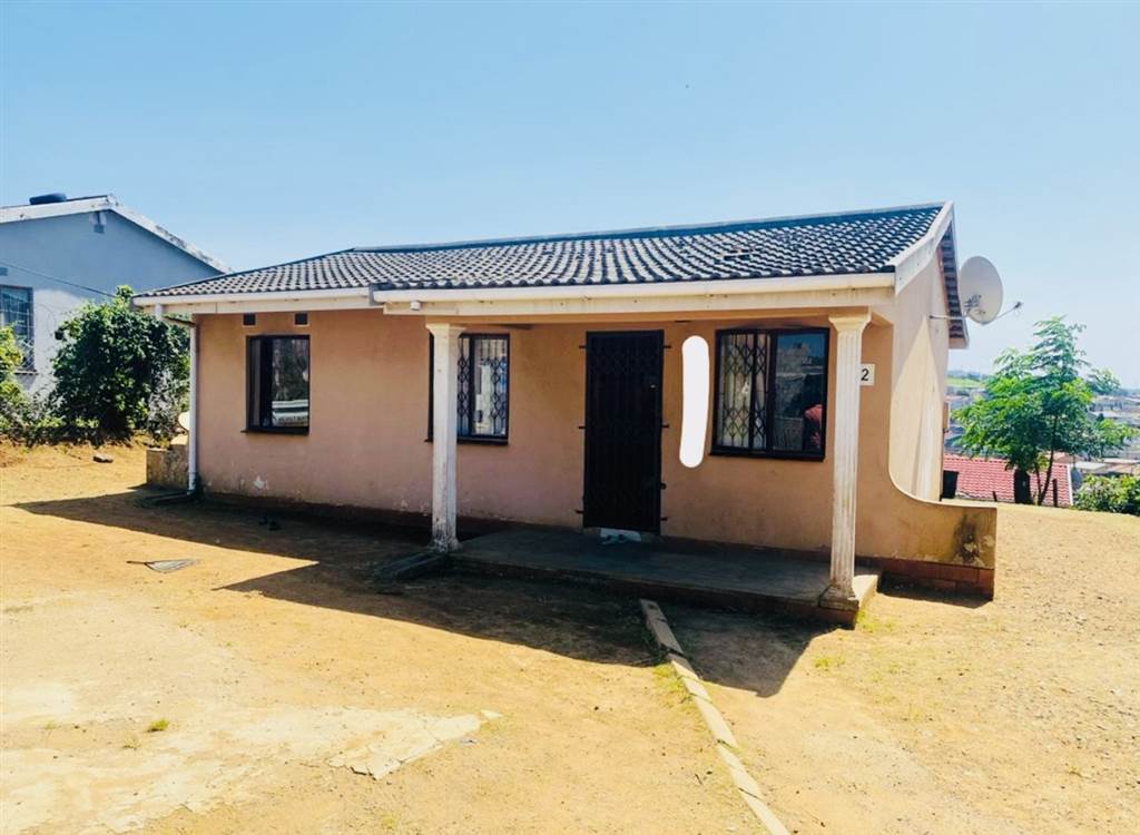 3 Bed House in KwaMashu photo number 1