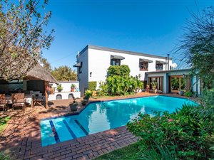 4 Bed House in Darrenwood