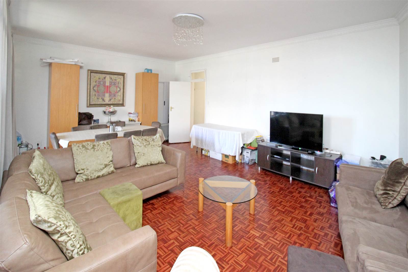 3 Bed Apartment in Houghton Estate photo number 1