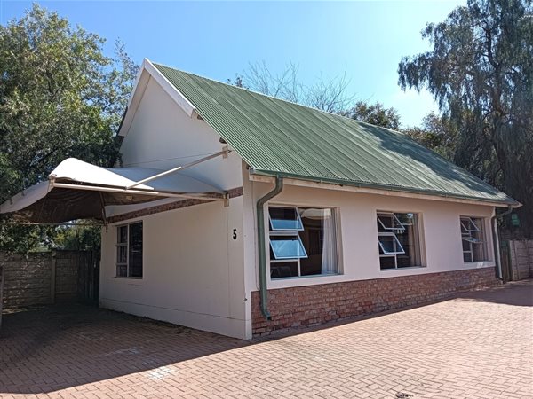 2 Bedroom Townhouse 2 Bedroom Townhouse