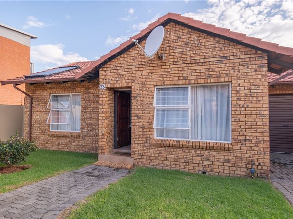 2 Bedroom Townhouse