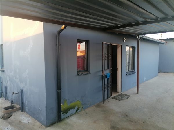 3 Bedroom House 3 Bedroom House